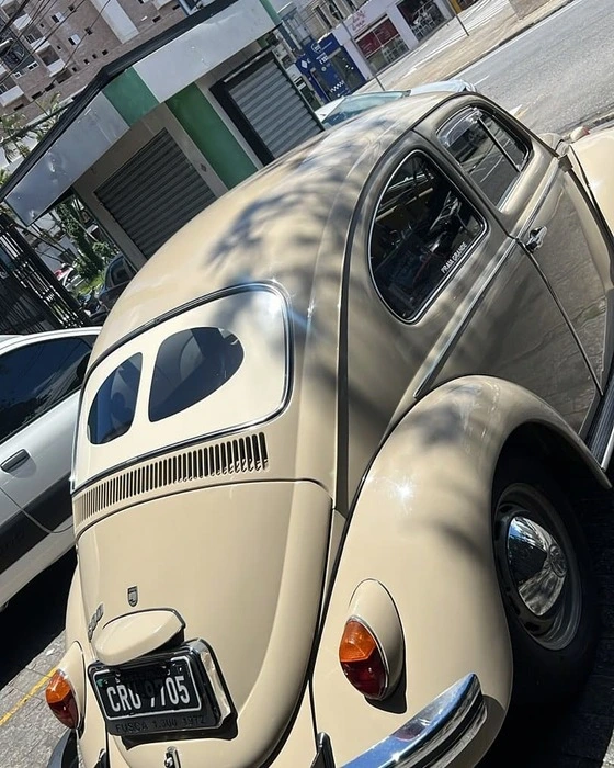 Insulfilm automotivo em minivan com película privacidade